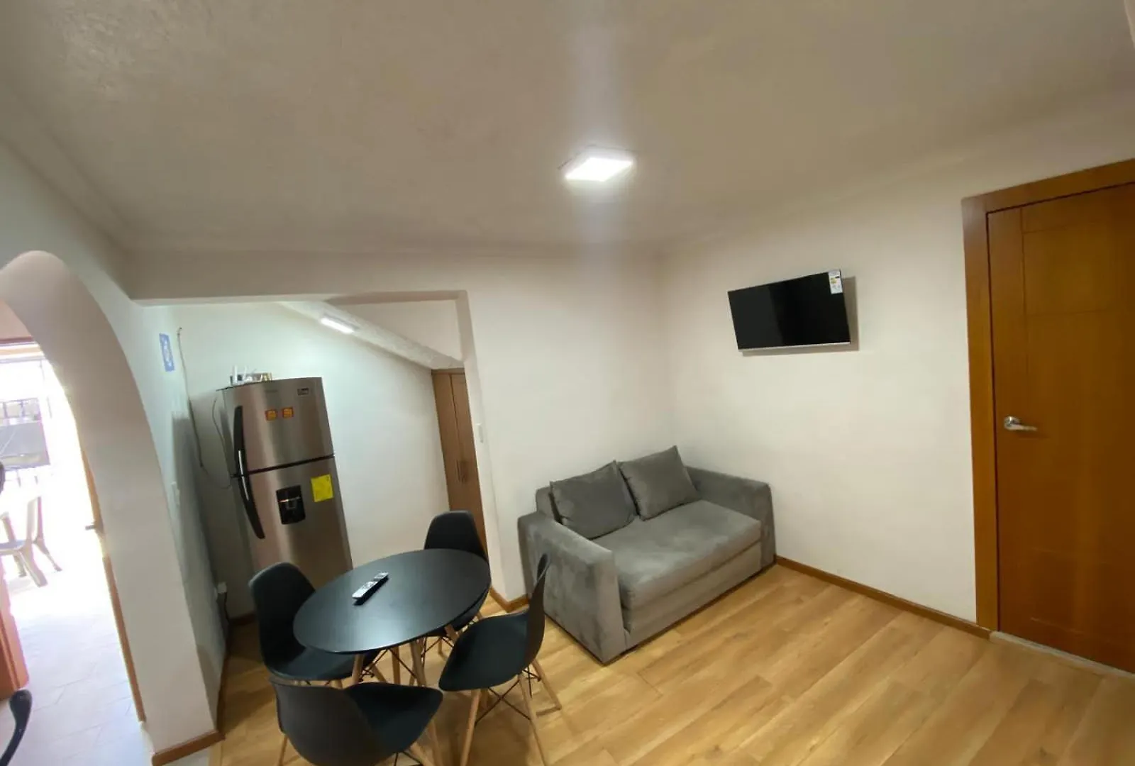 Apartment Elegante Suite Para 6 Personas Con Parqueadero Incluido Cuenca