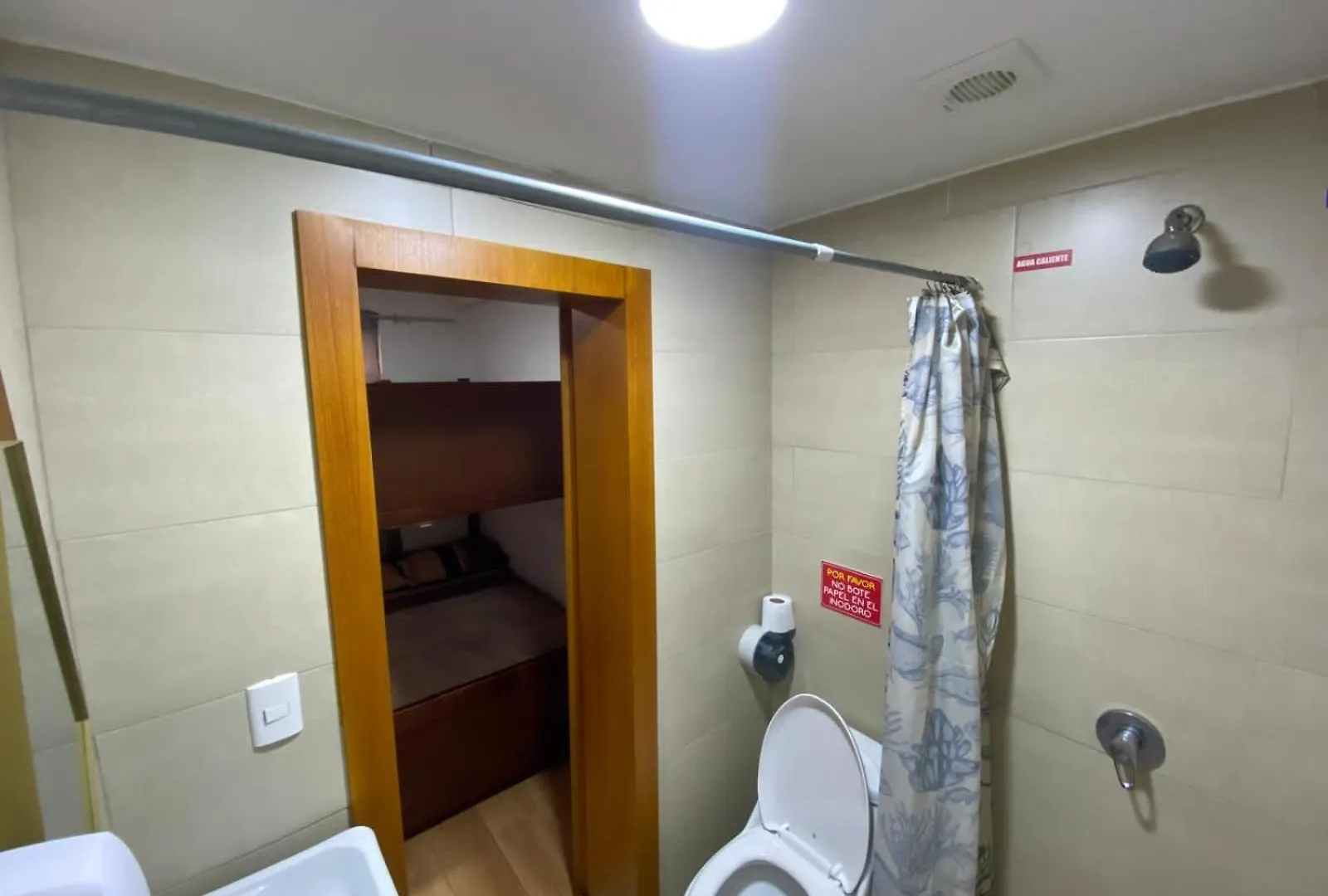 Elegante Suite Para 6 Personas Con Parqueadero Incluido Cuenca 0*,  Ecuador
